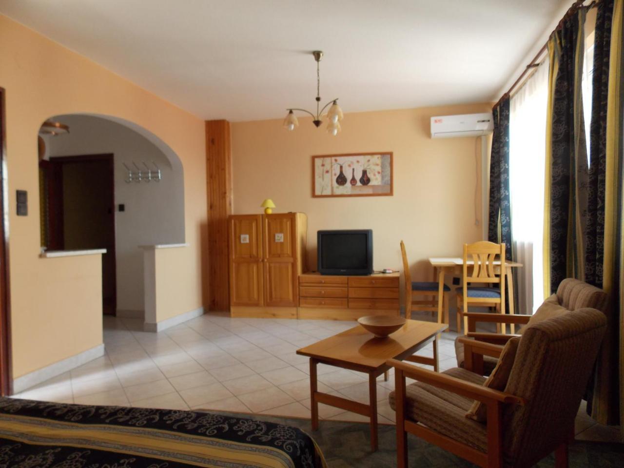 Heviz Therme Apartmenthaus Exterior foto